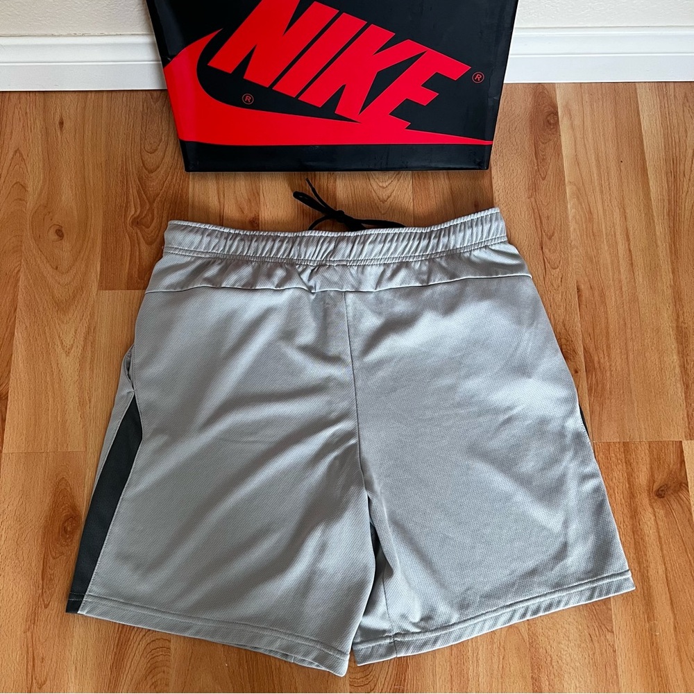 Nike Dri Fit Shorts  Size Large Three Pairs - Picture 3 of 14
